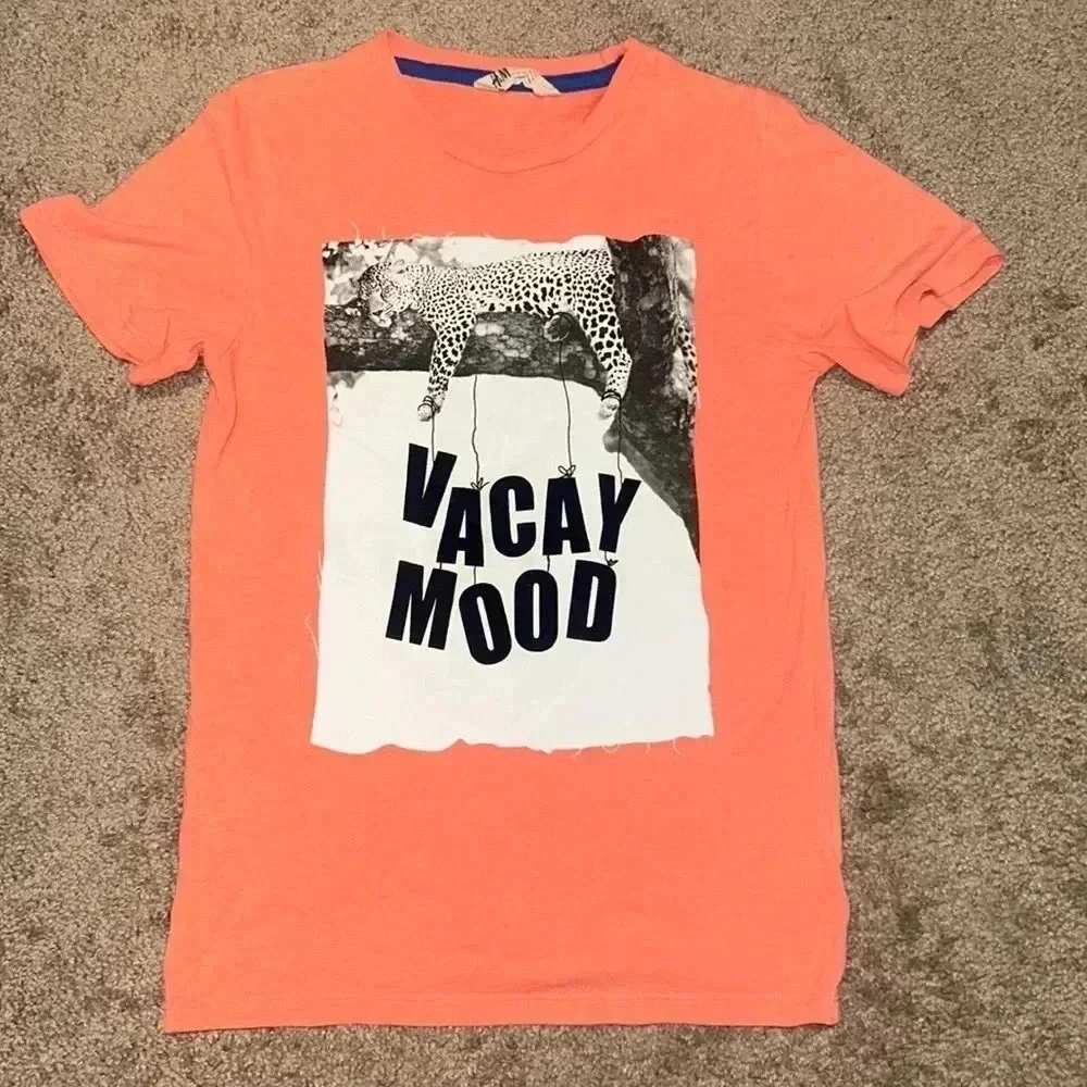 H & M shirt